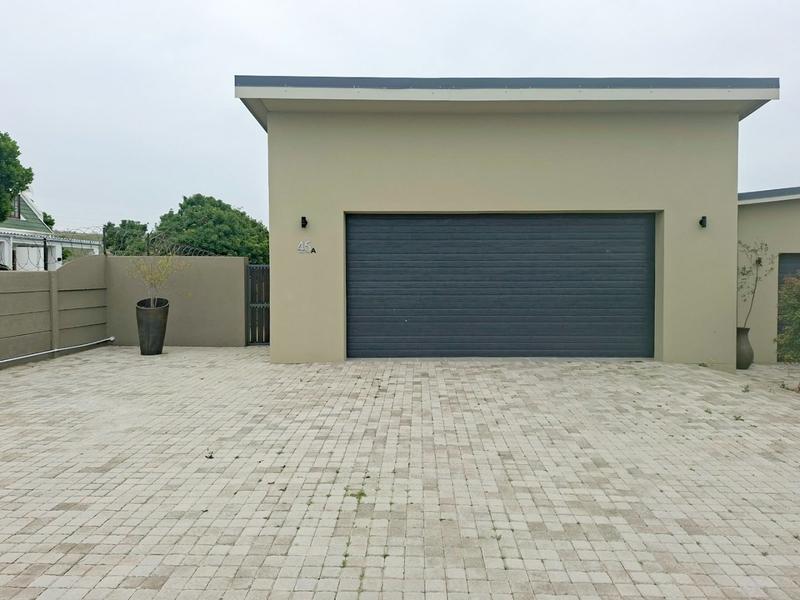 3 Bedroom Property for Sale in Hartenbos Heuwels Western Cape
